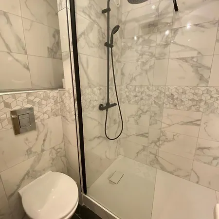 Beautiful Double Family Babyfoot 2 Parking Apartment